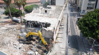 NİHAYET YIKILDI