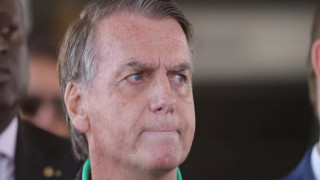 Brezilya'da eski Devlet Başkanı Jair Bolsonaro için darbe planı iddiaları nedeniyle ev hapsi kararı verildi