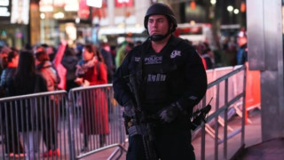 New York Times Meydanı'nda silahlı saldırı: 3 kişi yaralandı, 1 kişi gözaltına alındı