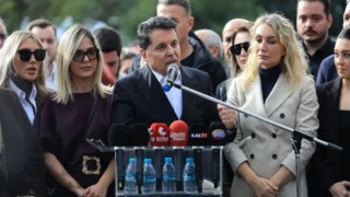 Ahmet Özer'e 'kent uzlaşısı' davasında 6 yıl 3 ay hapis cezası