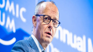 Merz Trump'ın Grönland geri adımından memnun