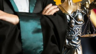 Yargıtay'dan avukat ücreti kararı. Davada karar bedelini geçemeyecek