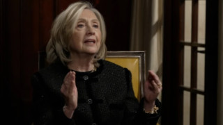 Hillary Clinton, Trump yönetimini Epstein dosyalarını 'örtbas etmekle' suçladı