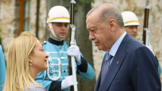 Erdoğan ve Meloni telefonla görüştü: Bölgesel konular ele alındı